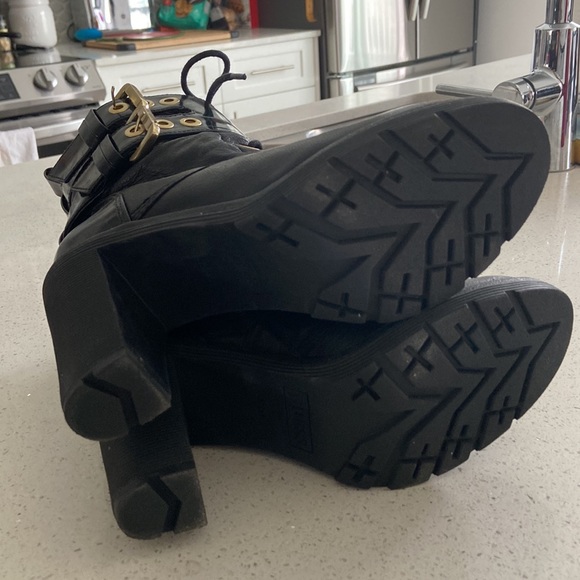 GUESS moto combat boots. Size 7.5 - Picture 5 of 10